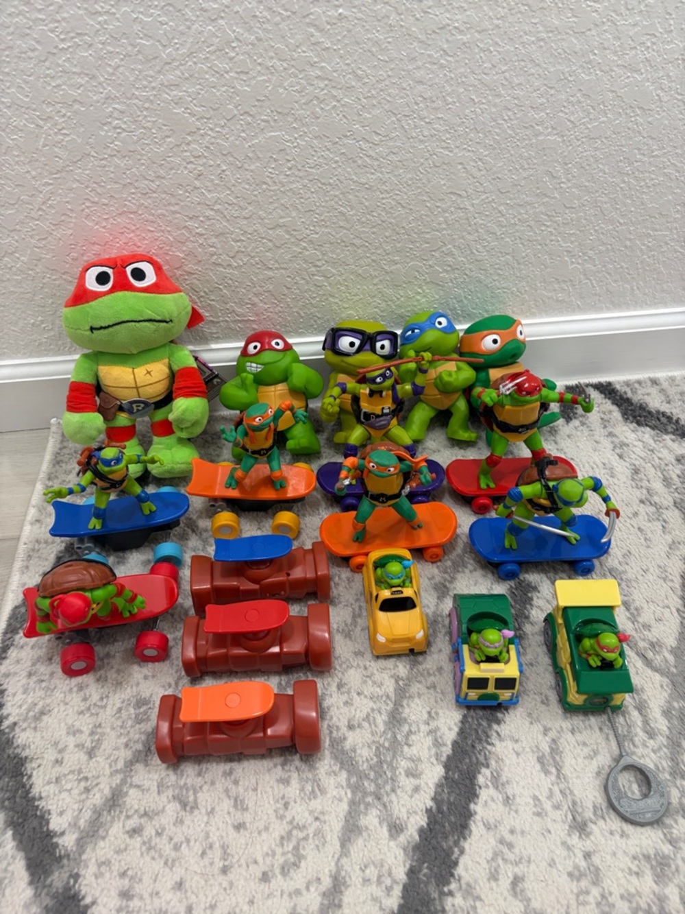 Huge lot 15 pieces ninja turtle toys remote control farting stuffed animal cars